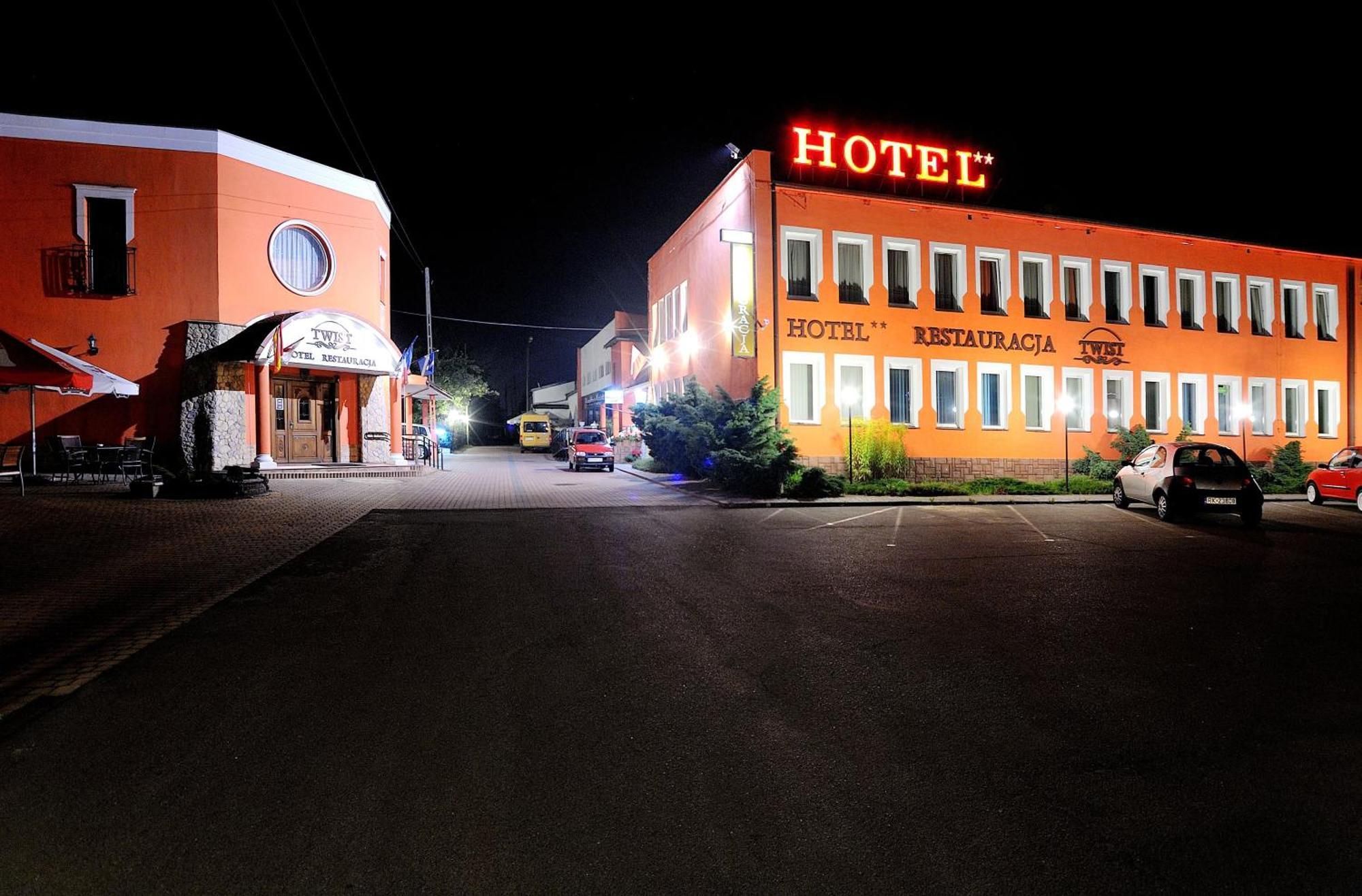 Hotel Restauracja Twist Krosno Exterior foto
